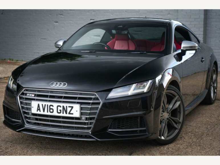 AUDI TT