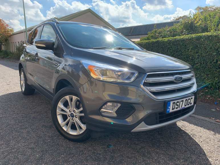 FORD KUGA
