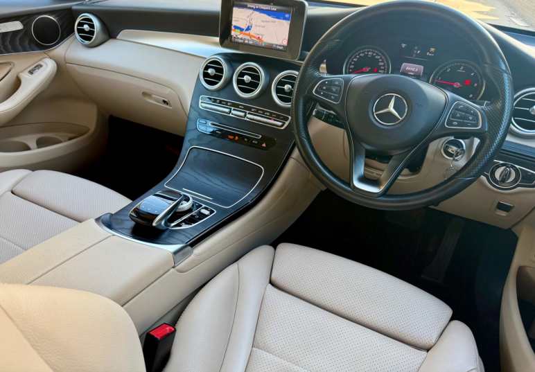 MERCEDES-BENZ GLC