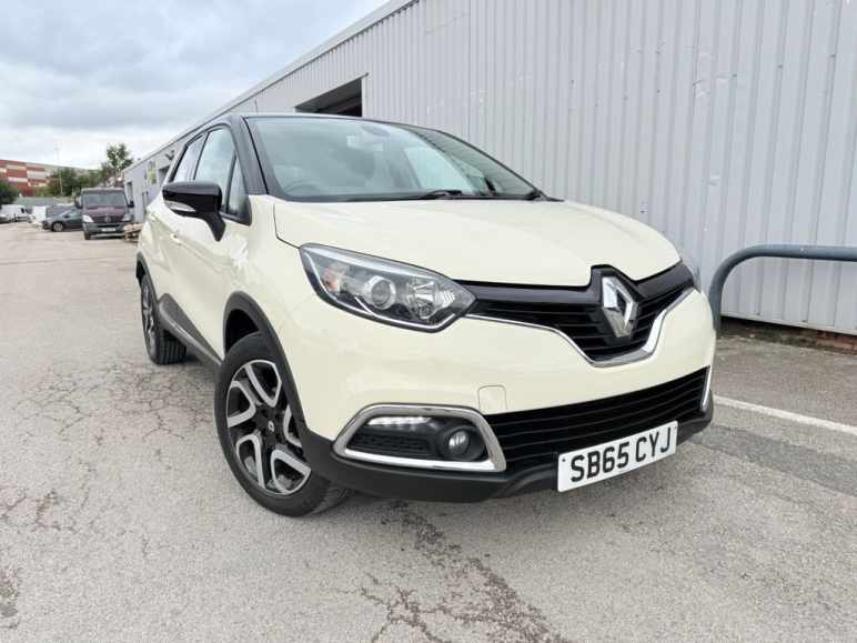 RENAULT CAPTUR