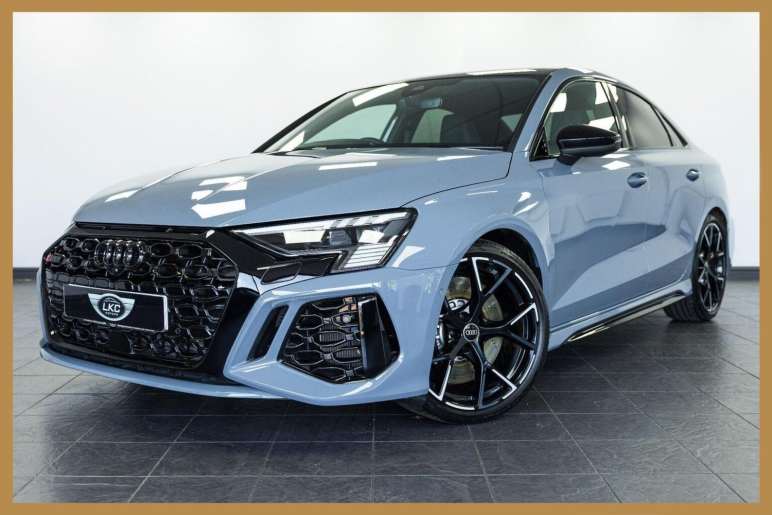 AUDI RS3