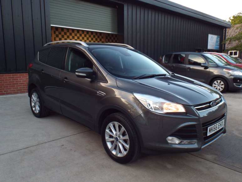 FORD KUGA