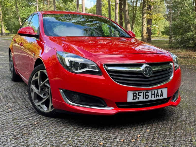 VAUXHALL INSIGNIA