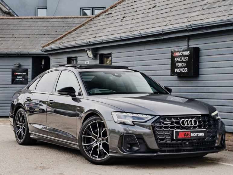 AUDI A8