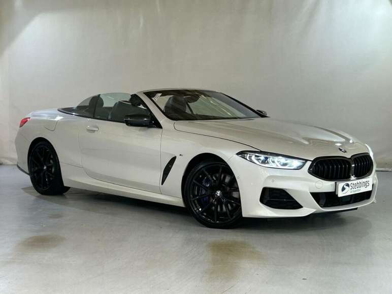 BMW 8 SERIES