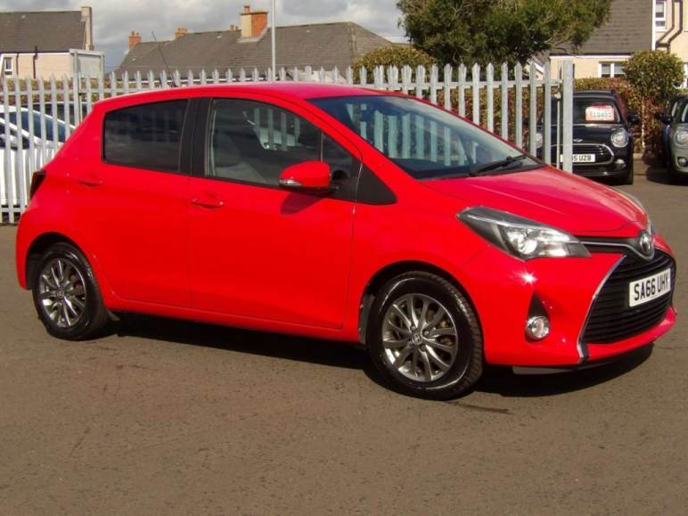 TOYOTA YARIS
