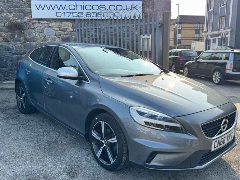 Volvo V40
