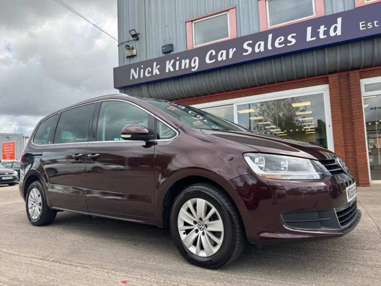 VOLKSWAGEN SHARAN