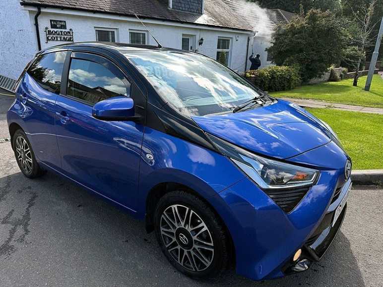 TOYOTA AYGO