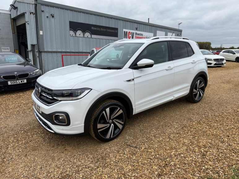 VOLKSWAGEN T-CROSS