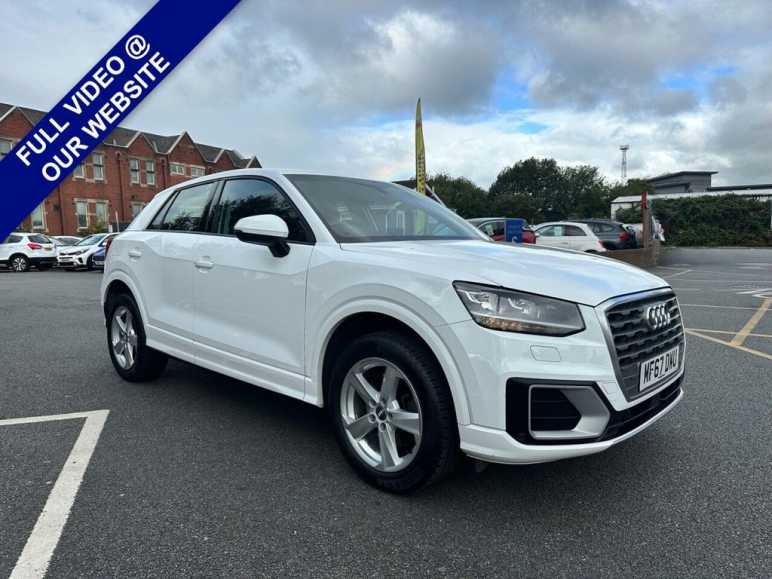 AUDI Q2