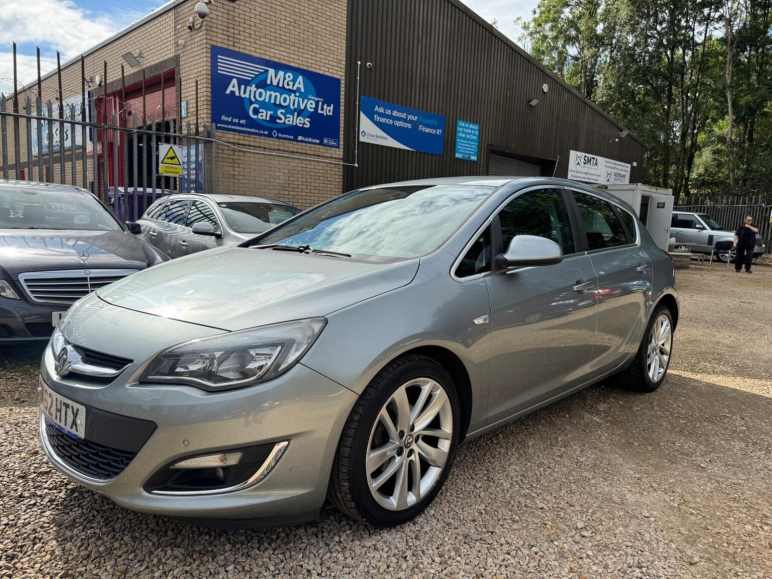 VAUXHALL ASTRA