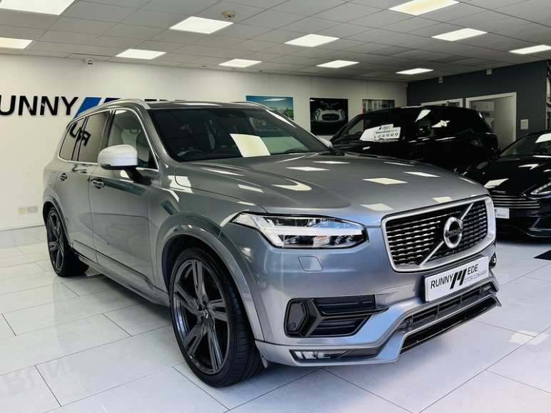 VOLVO XC90