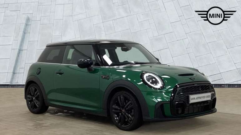 MINI HATCHBACK
