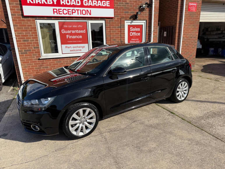 AUDI A1