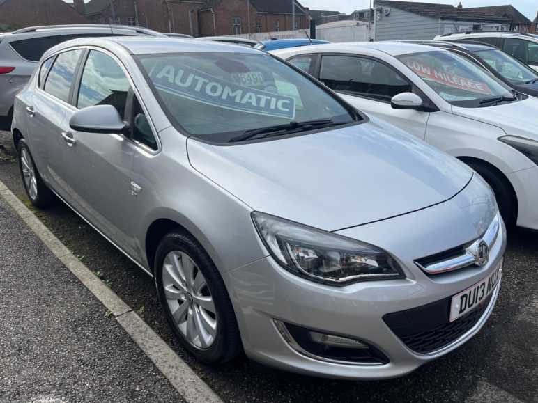 VAUXHALL ASTRA