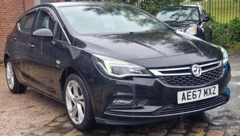 VAUXHALL ASTRA