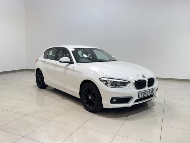 BMW 1 SERIES