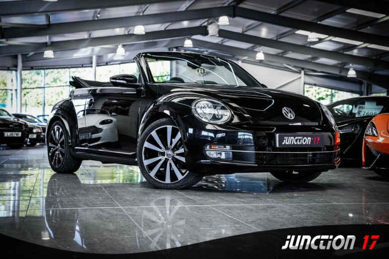 VOLKSWAGEN BEETLE