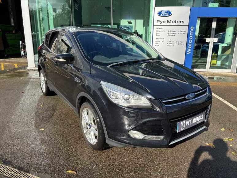 FORD KUGA