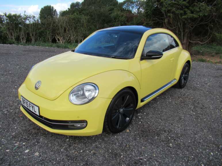 VOLKSWAGEN BEETLE