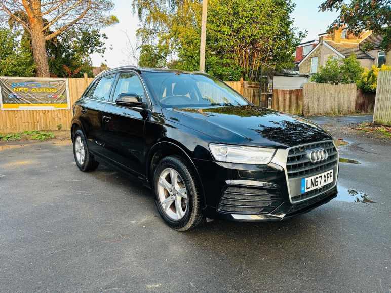 AUDI Q3