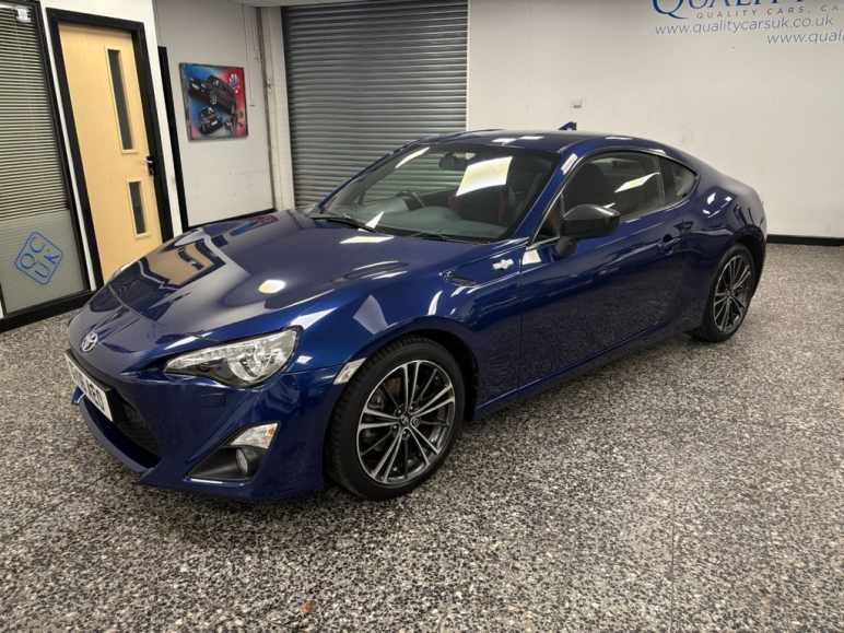 TOYOTA GT86