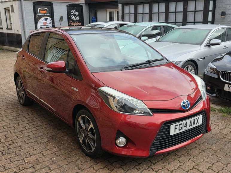TOYOTA YARIS