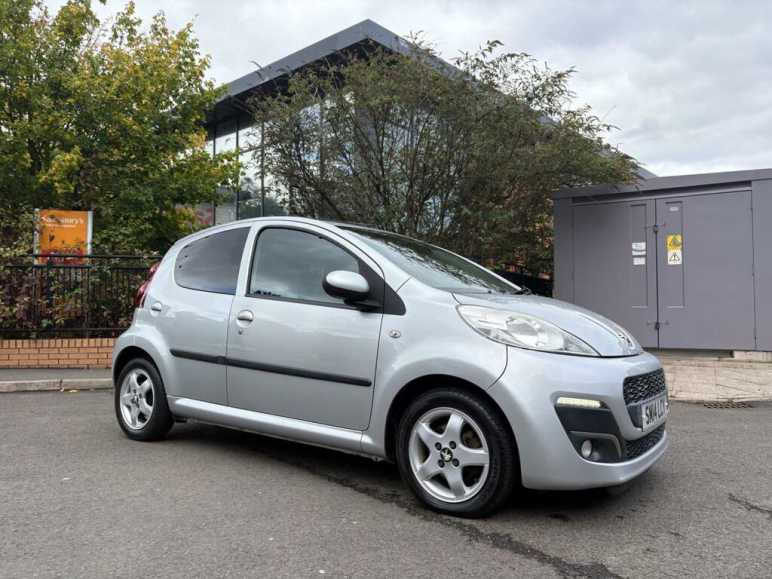 PEUGEOT 107
