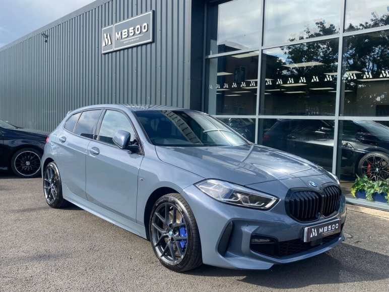 BMW 1 SERIES