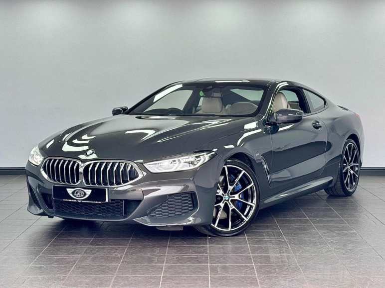 BMW 8 SERIES