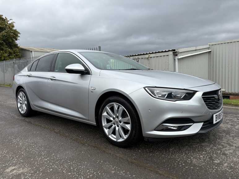 VAUXHALL INSIGNIA