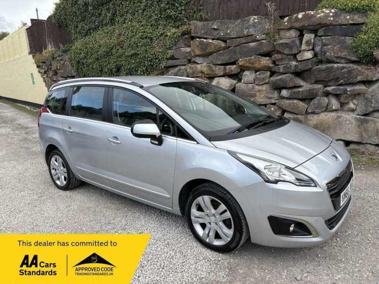 Peugeot 5008