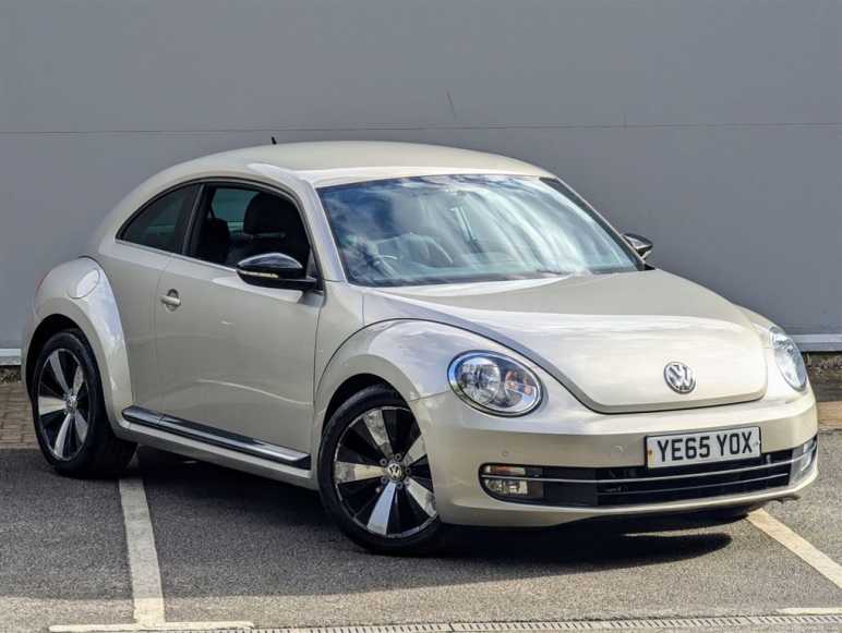 VOLKSWAGEN BEETLE