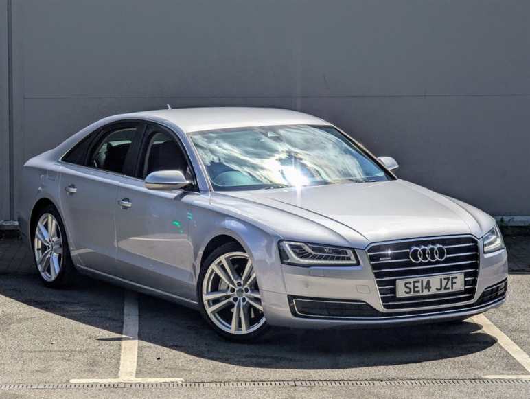 AUDI A8