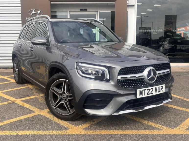 MERCEDES-BENZ GLB