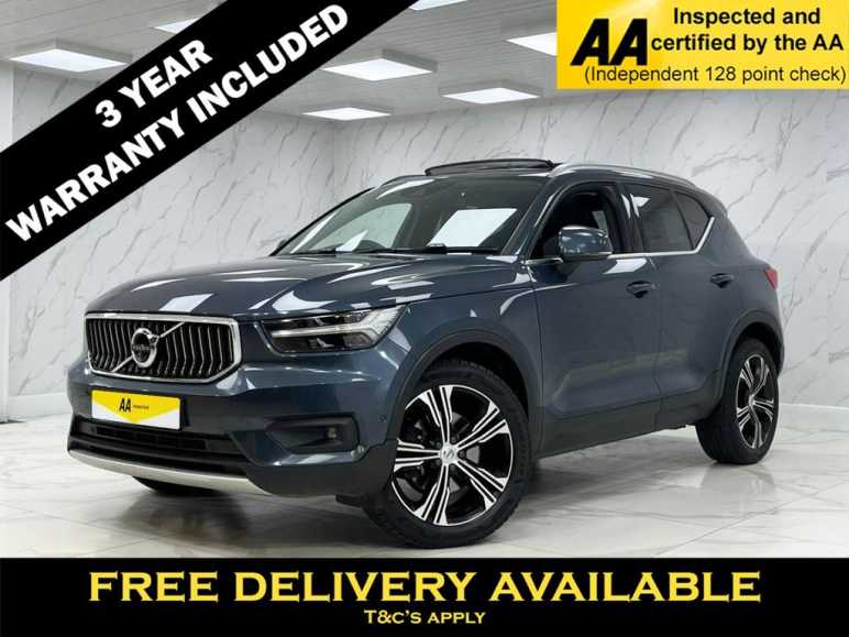 VOLVO XC40