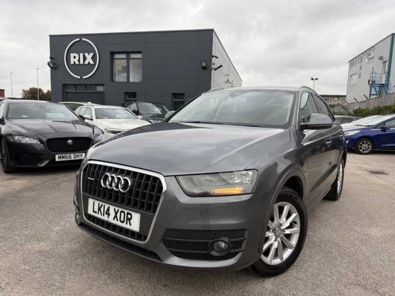 AUDI Q3
