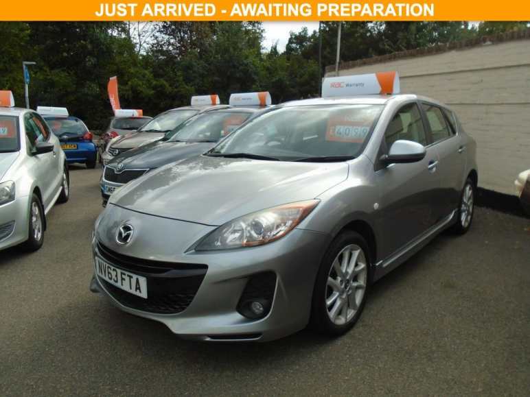 MAZDA 3