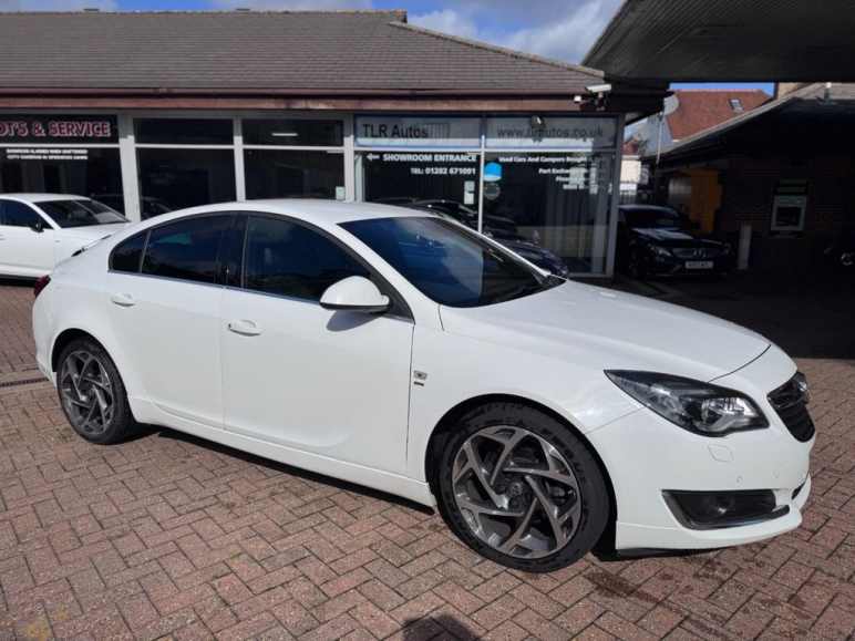 VAUXHALL INSIGNIA