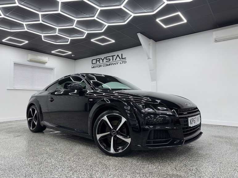 AUDI TT