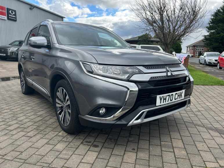 MITSUBISHI OUTLANDER