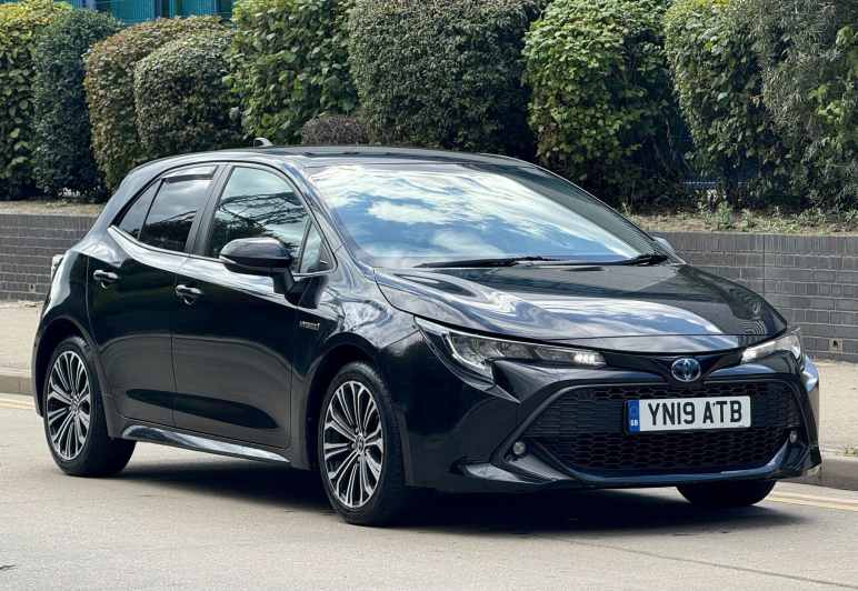 TOYOTA COROLLA