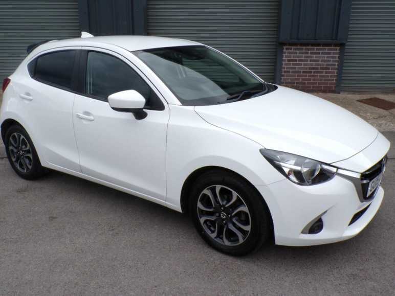MAZDA 2