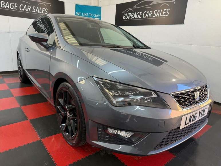 SEAT LEON