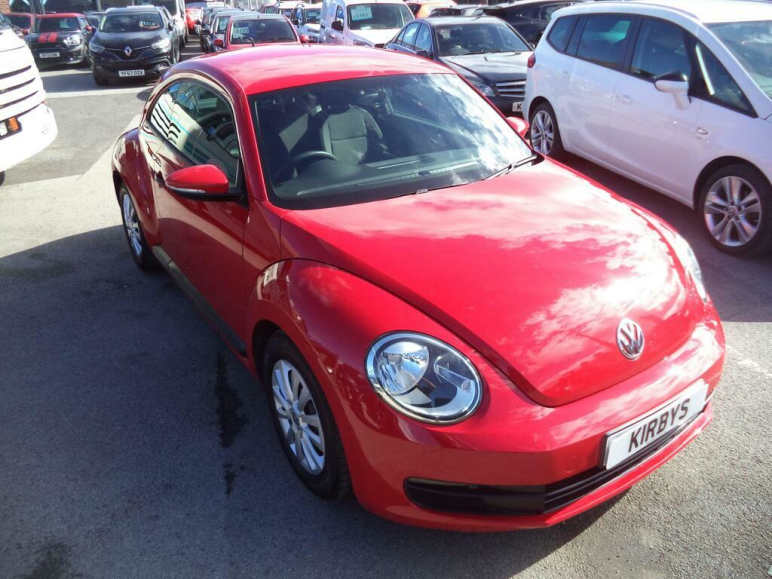 VOLKSWAGEN BEETLE
