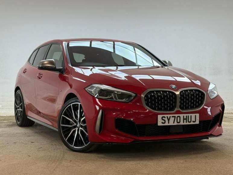 BMW 1 SERIES