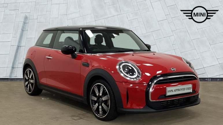 MINI HATCHBACK