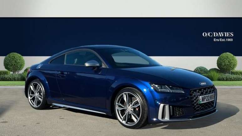 AUDI TT