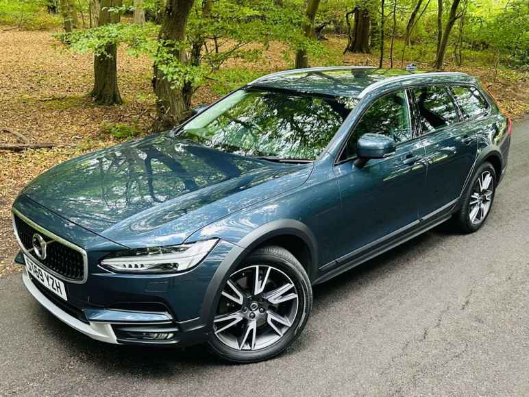 Volvo V90